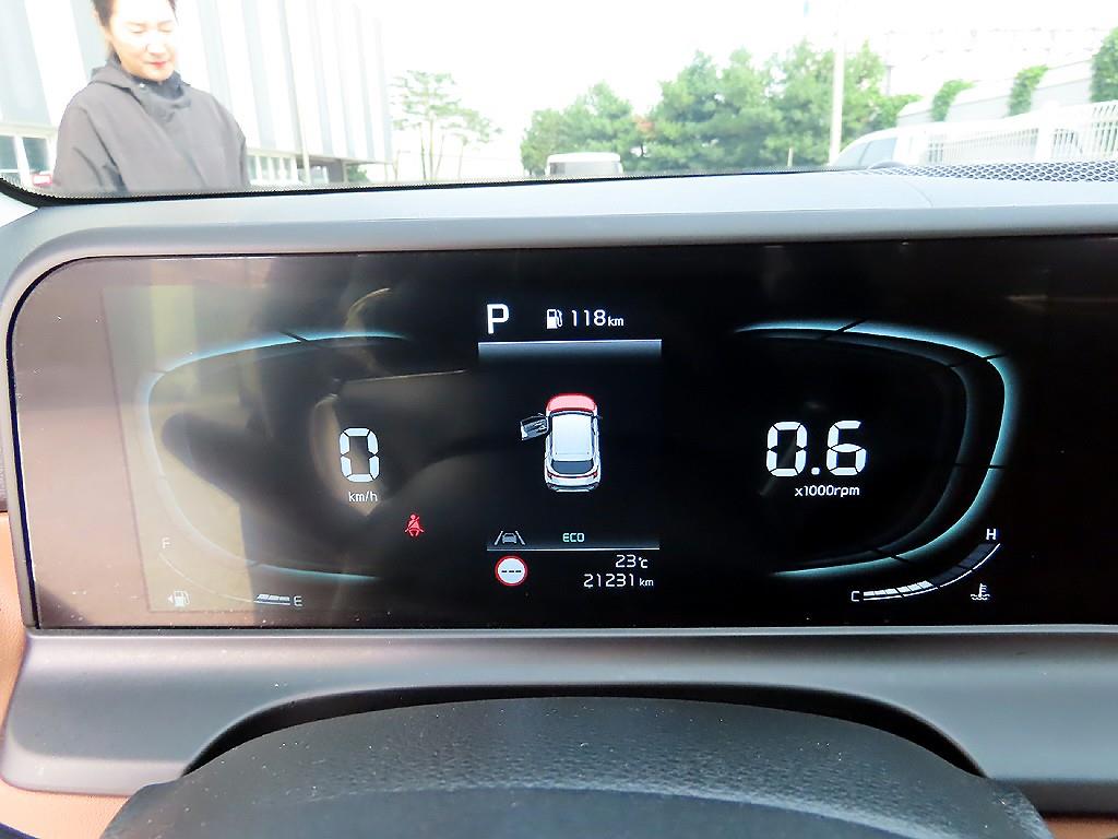 KIA Seltos - Vista 9