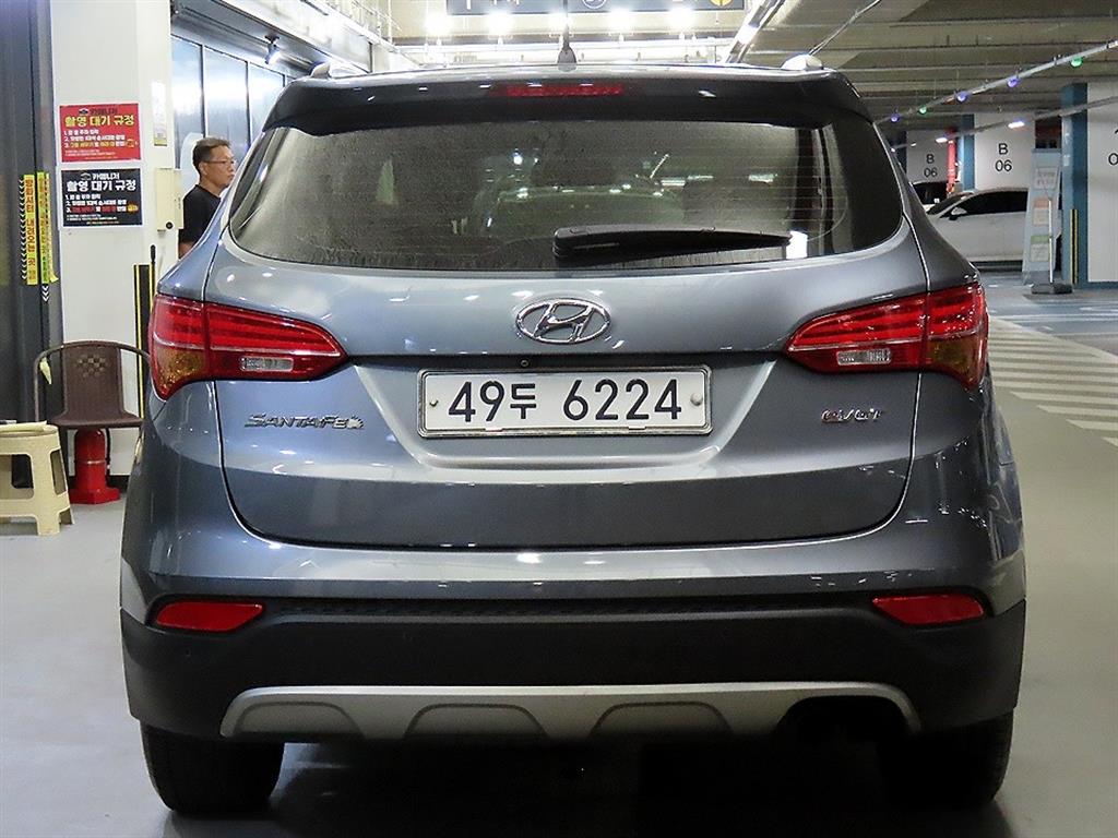 HYUNDAI Santa Fe - Vista 5