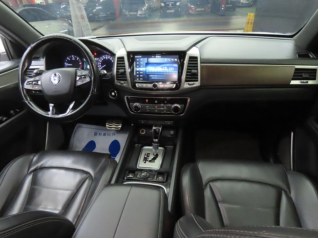 Ssangyong Rexton - Vista 5