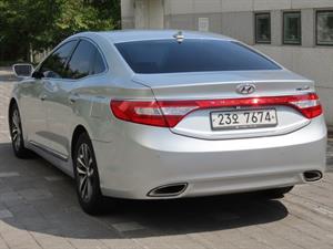 HYUNDAI Grandeur - Vista 8