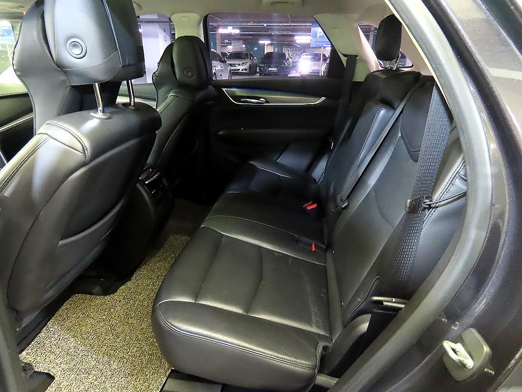 Cadillac XT5 - Vista 7