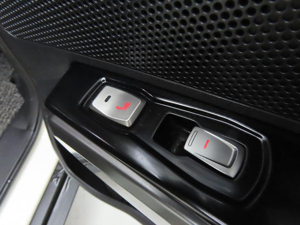 Ssangyong Tivoli 2019 Blanco - Importación desde Corea - HF Imports Iquique - Foto 16