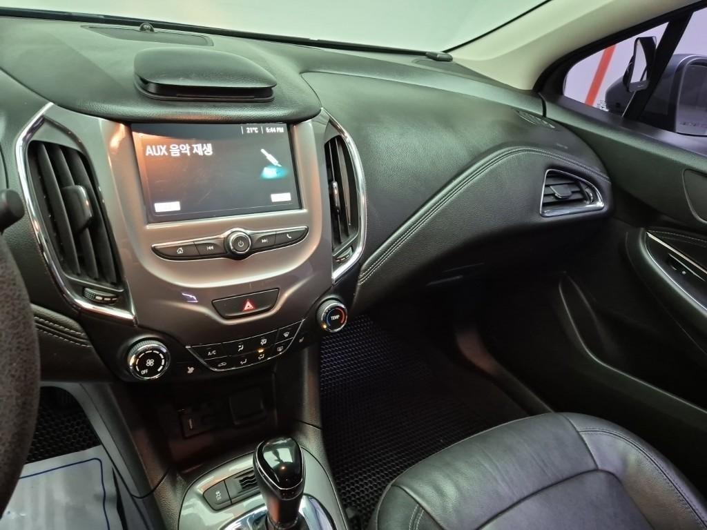 Chevrolet Cruise - Vista 9