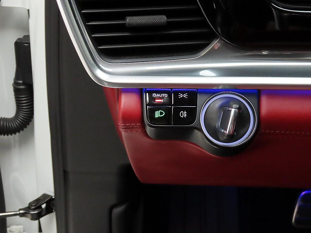 Porsche Panamera - Vista 12