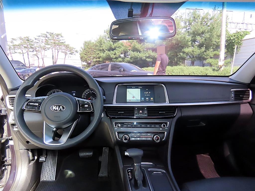 KIA K5 - Vista 7