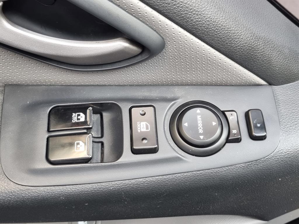 HYUNDAI Starex - Vista 12