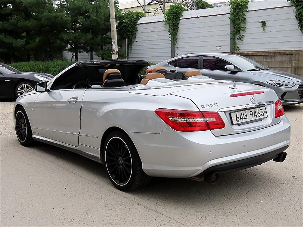 Mercedes Benz E class - Vista 7