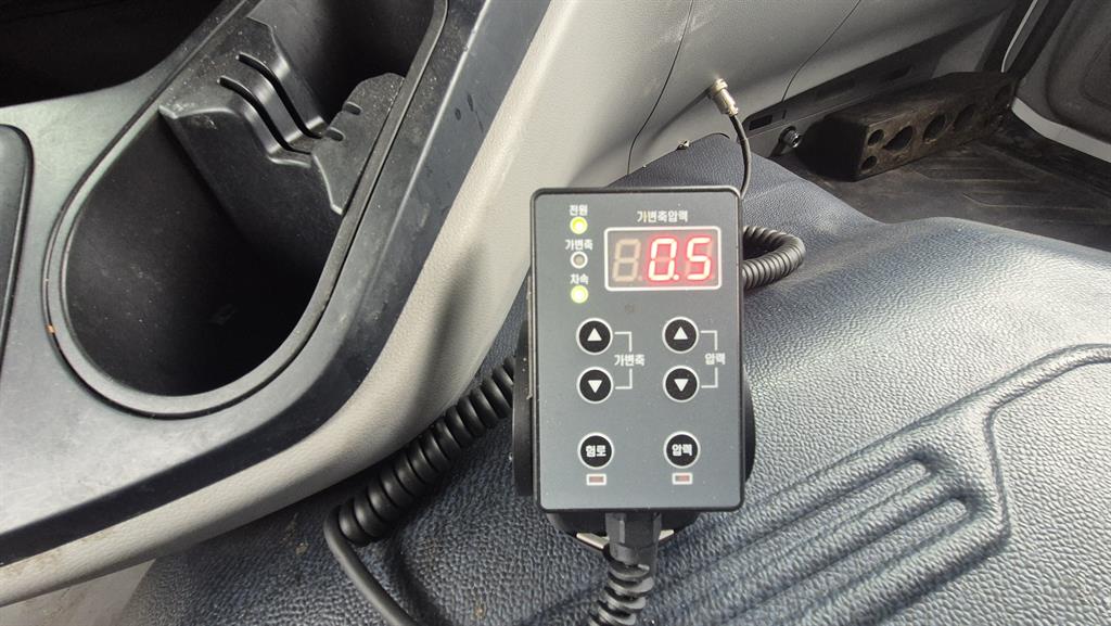 medium and large cargo truck - Vista 10