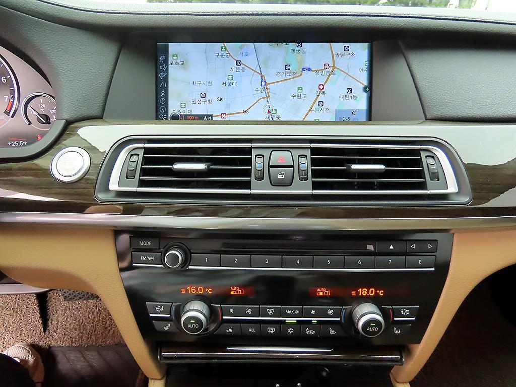 BMW 7 Series - Vista 12