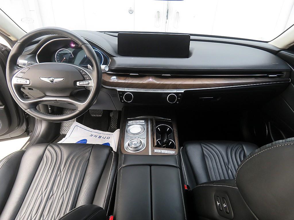 Genesis G80 - Vista 8