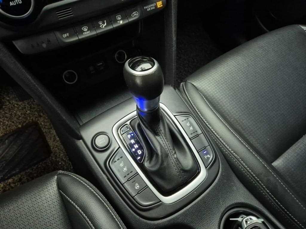 HYUNDAI Kona - Vista 8