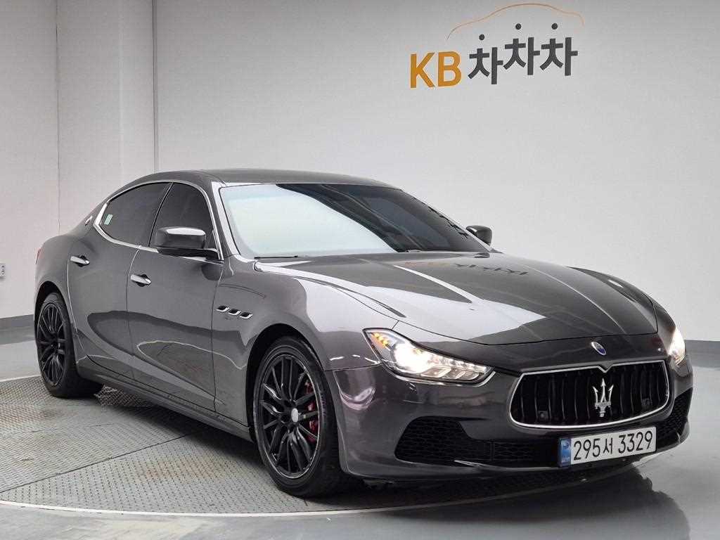 Maserati Ghibli - Vista 4