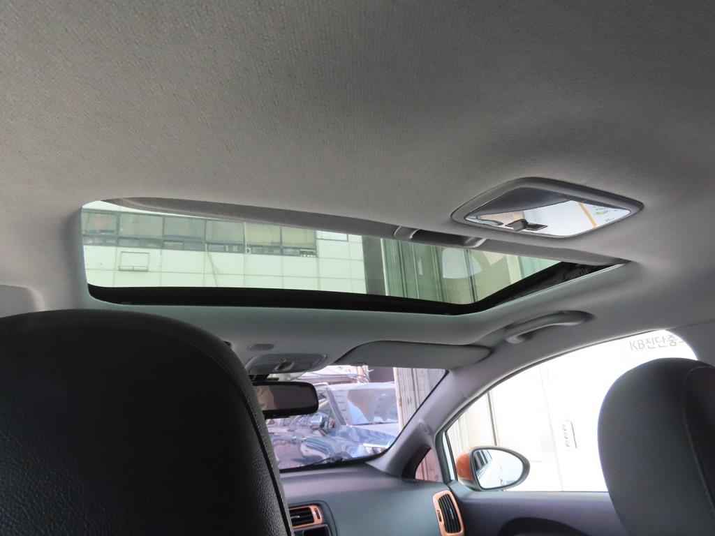 KIA Pride 2014 Blanco - Importación desde Corea - HF Imports Iquique - Foto 18