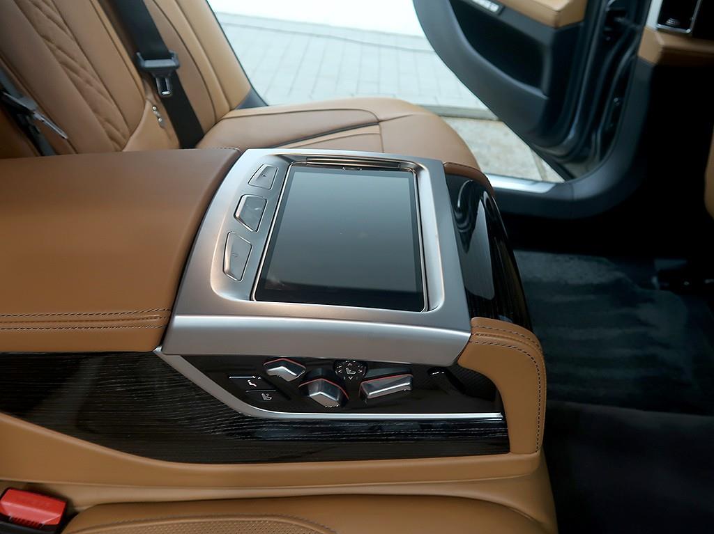 BMW 7 Series 2018 Gris - Importación desde Corea - HF Imports Iquique - Foto 13