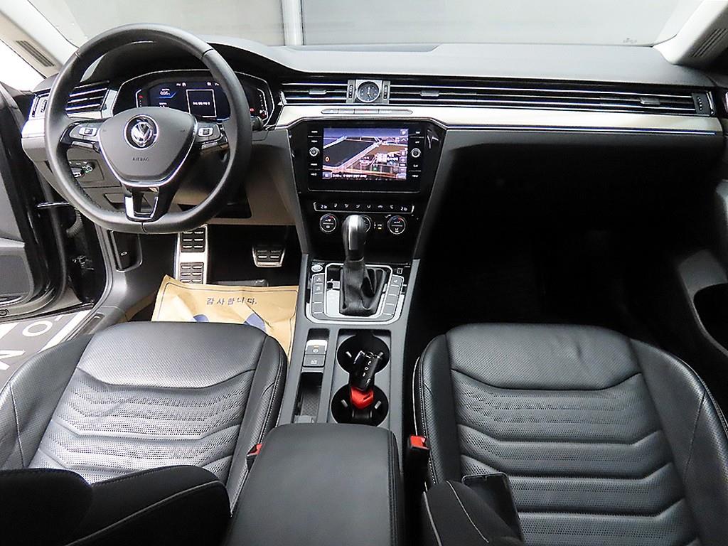 Volkswagen Arteon - Vista 7