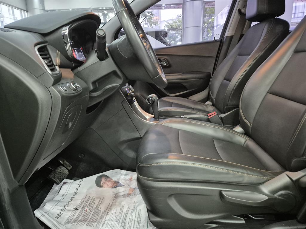 Chevrolet Trax 2019 Gris - Importación desde Corea - HF Imports Iquique - Foto 14
