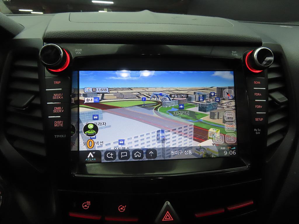 Ssangyong Tivoli - Vista 9