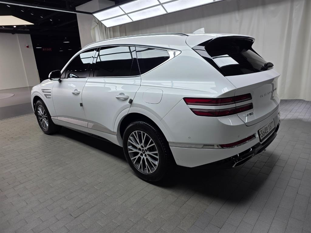 Genesis GV80 - Vista 4