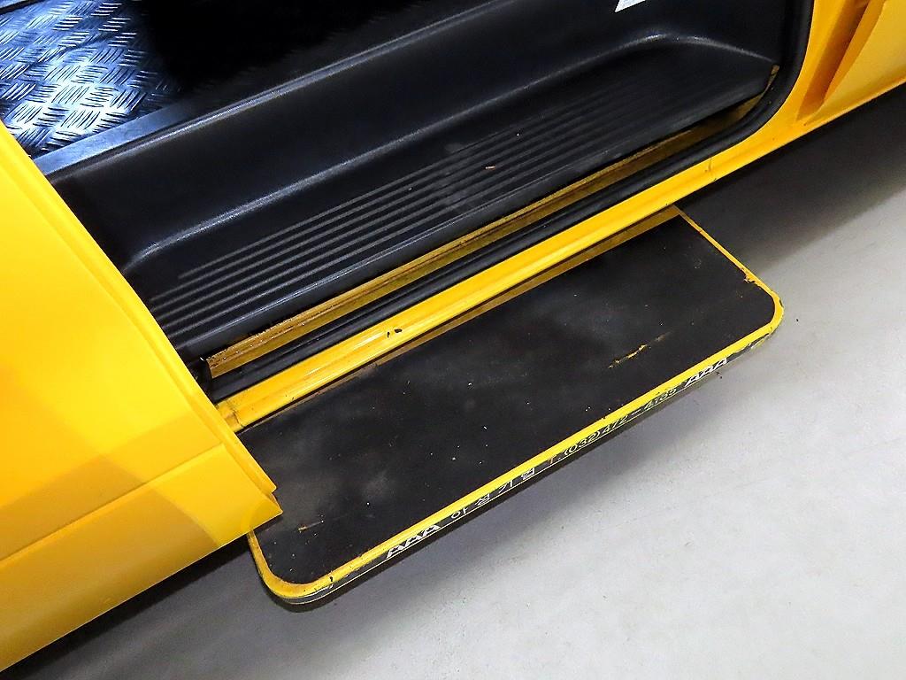 HYUNDAI Starex 2019 Amarillo - Importación desde Corea - HF Imports Iquique - Foto 13