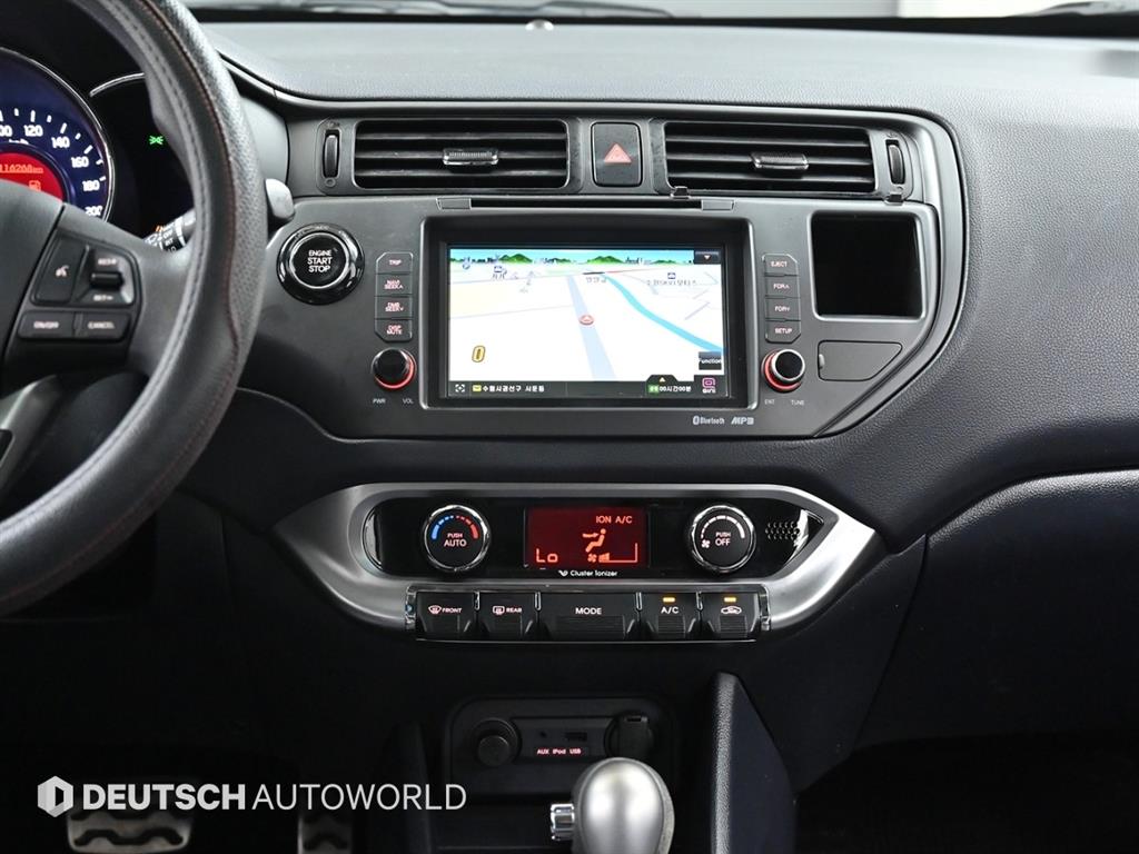 KIA Pride 2013 Negro - Importación desde Corea - HF Imports Iquique - Foto 14