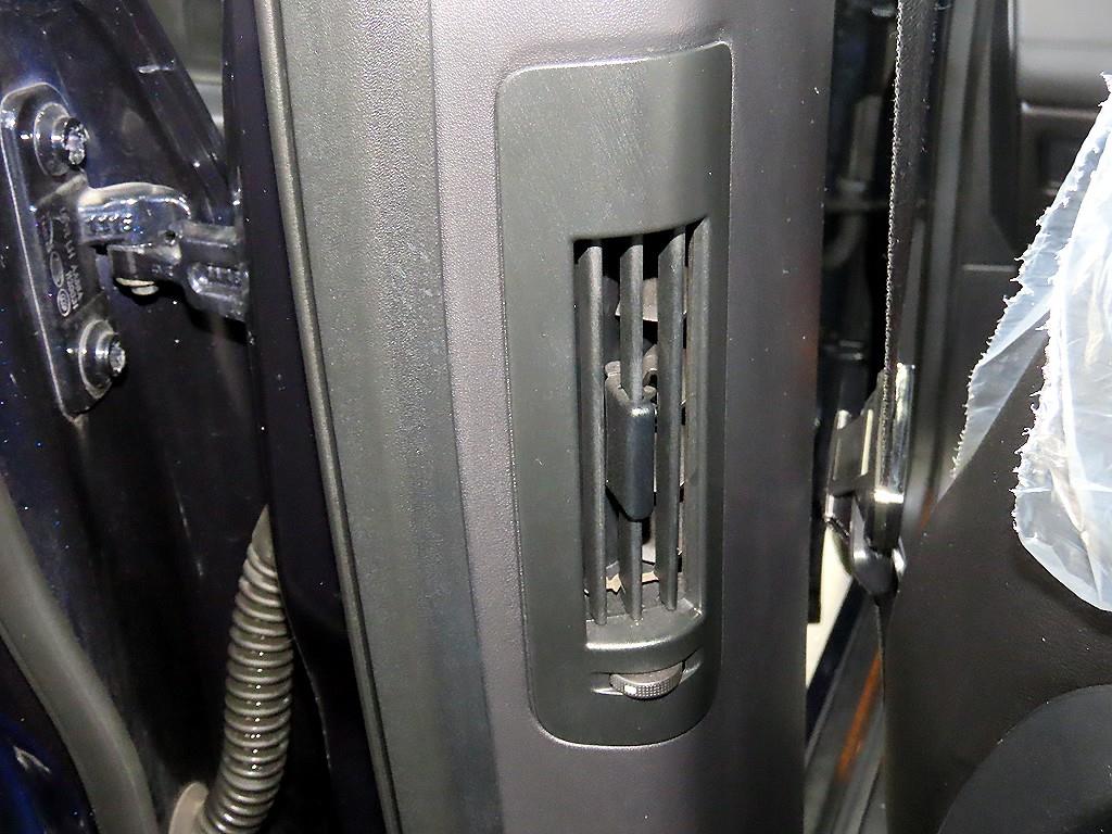 Land Rover Discovery Sports 2016 Azul - Importación desde Corea - HF Imports Iquique - Foto 15