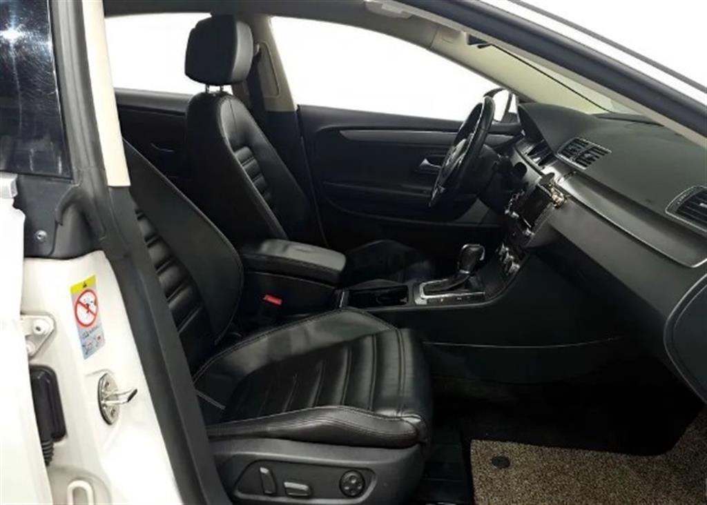 Volkswagen CC - Vista 10