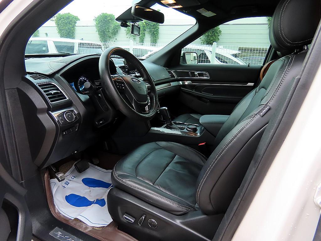 Ford Explorer - Vista 5