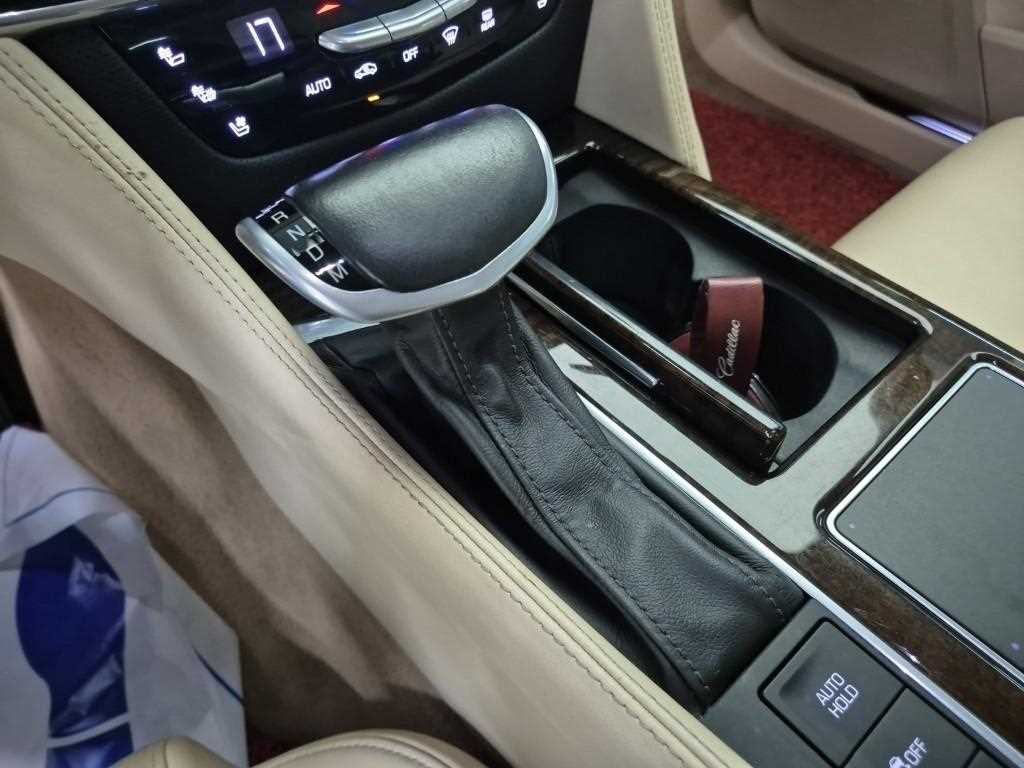 Cadillac CT6 - Vista 8