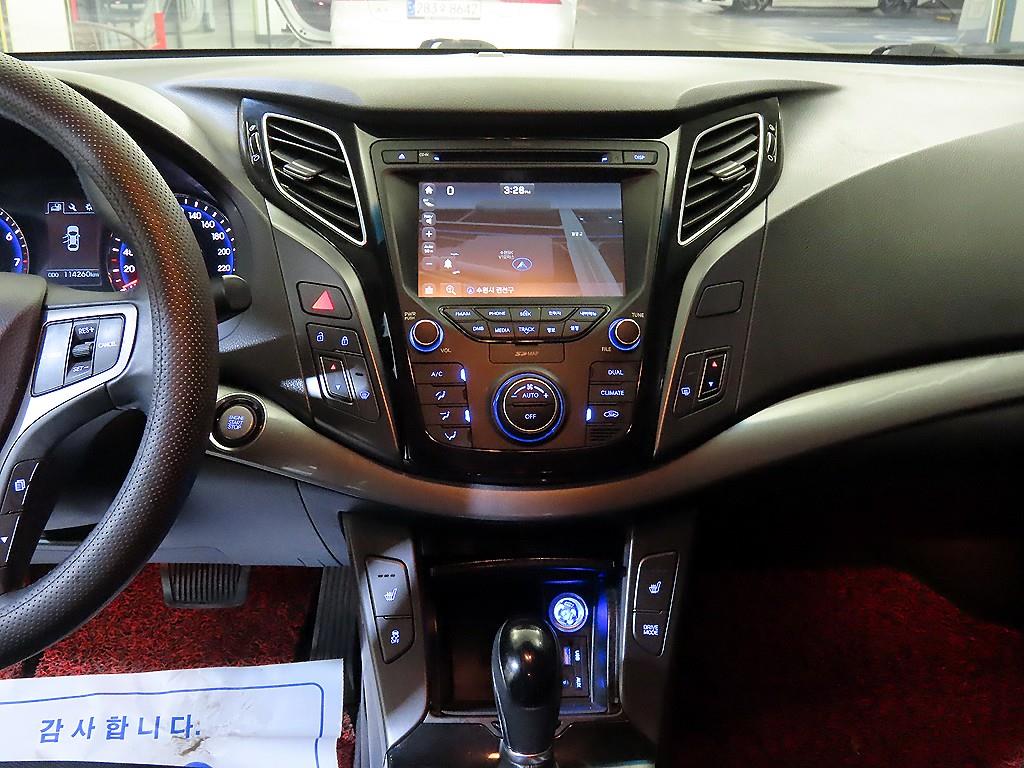 HYUNDAI i40 - Vista 11