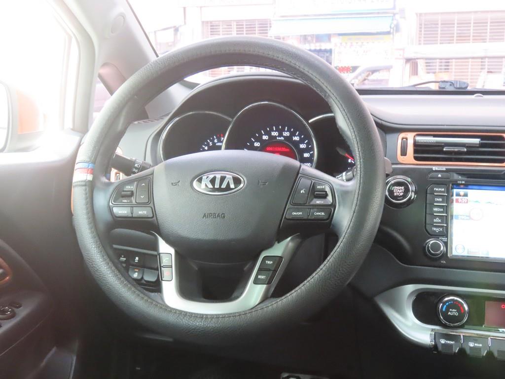 KIA Pride 2014 Blanco - Importación desde Corea - HF Imports Iquique - Foto 17