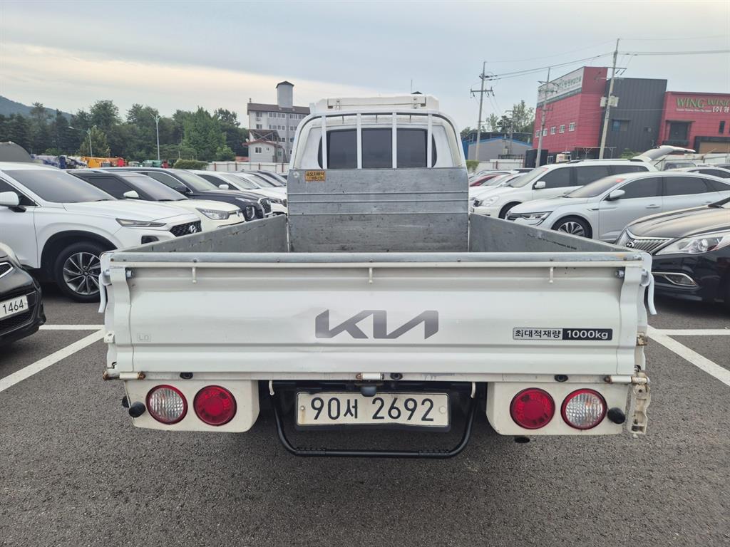 Small Truck Cargo (small) - Vista 5