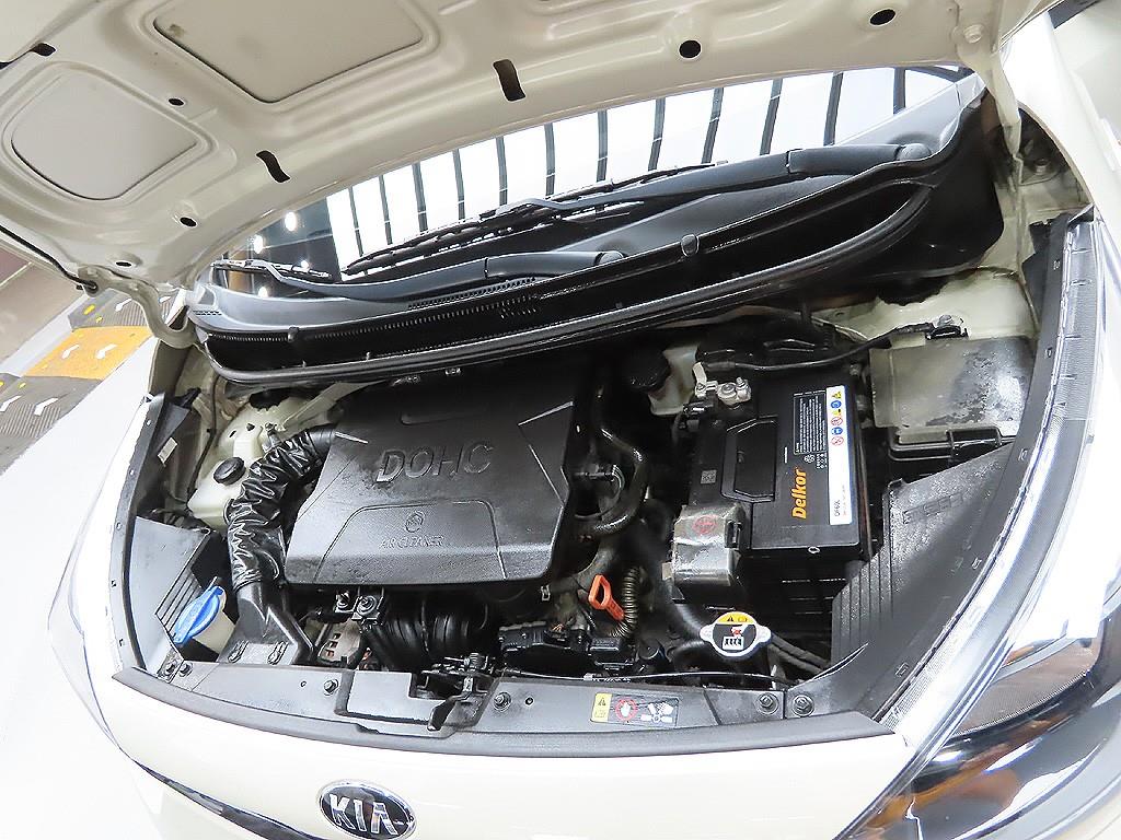 KIA Morning 2019 Blanco - Importación desde Corea - HF Imports Iquique - Foto 7