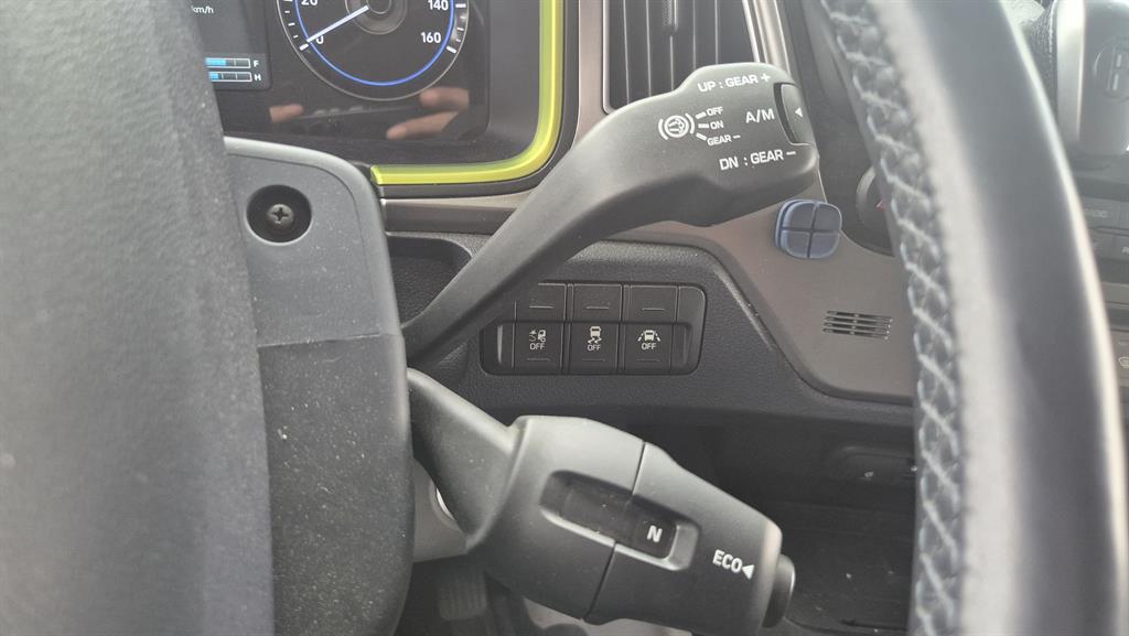 medium and large cargo truck - Vista 11