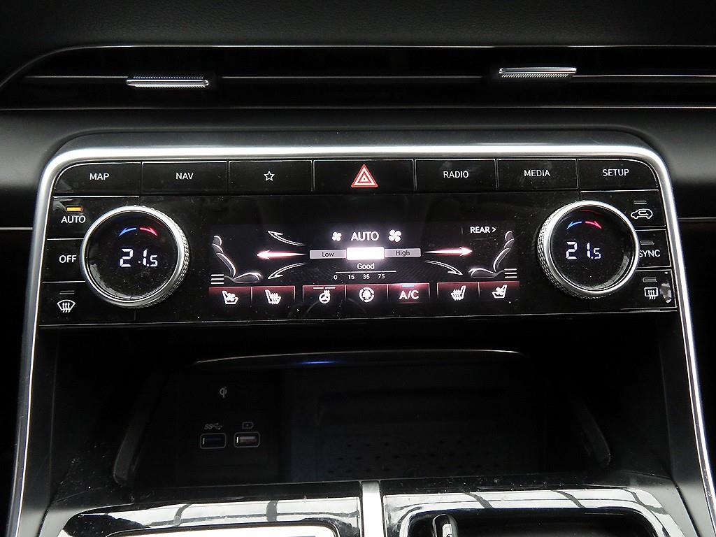 Genesis GV80 - Vista 12