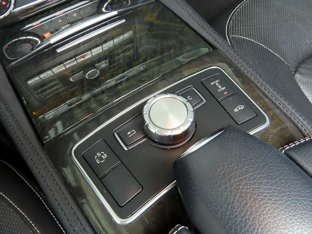 Mercedes Benz CLS Class - Vista 10