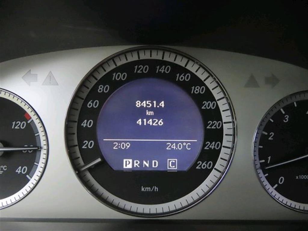 Mercedes Benz C Class - Vista 8