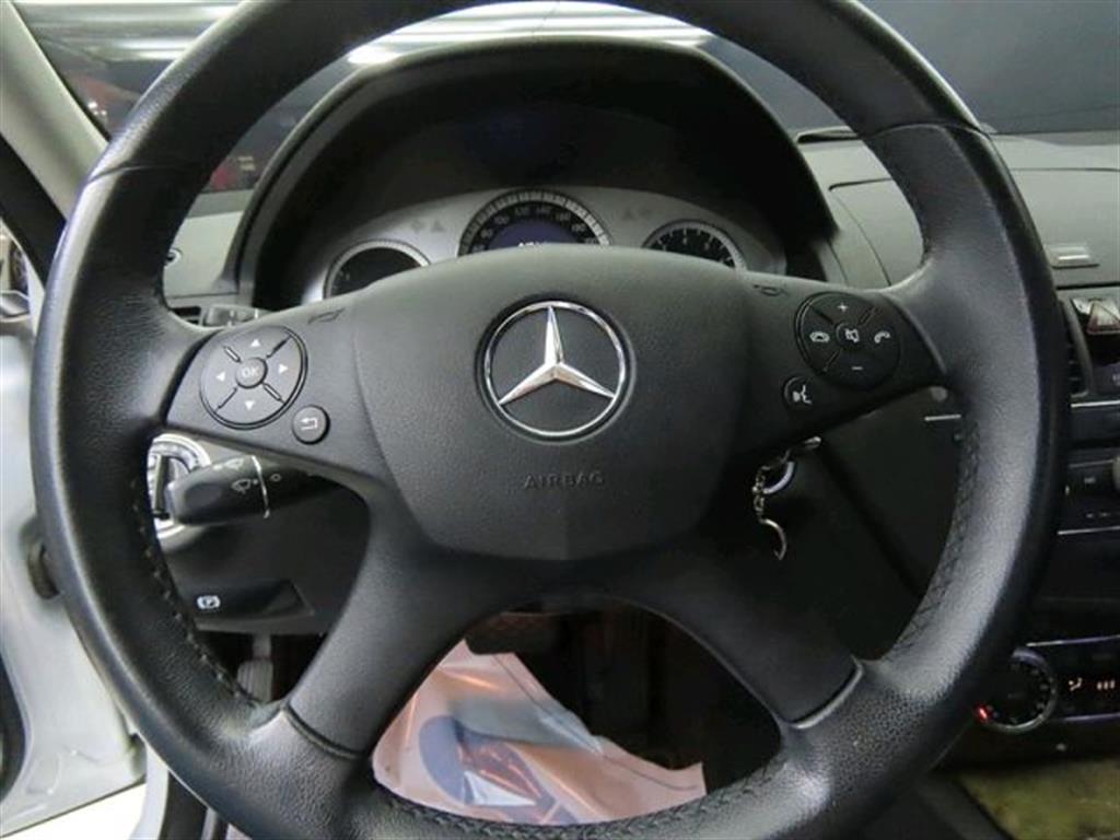 Mercedes Benz C Class - Vista 7