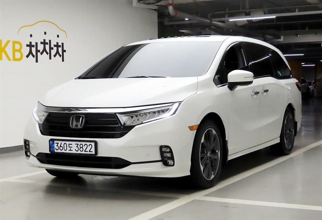 Honda Odyssey 2022 Blanco - Importación desde Corea - HF Imports Iquique - Foto 1