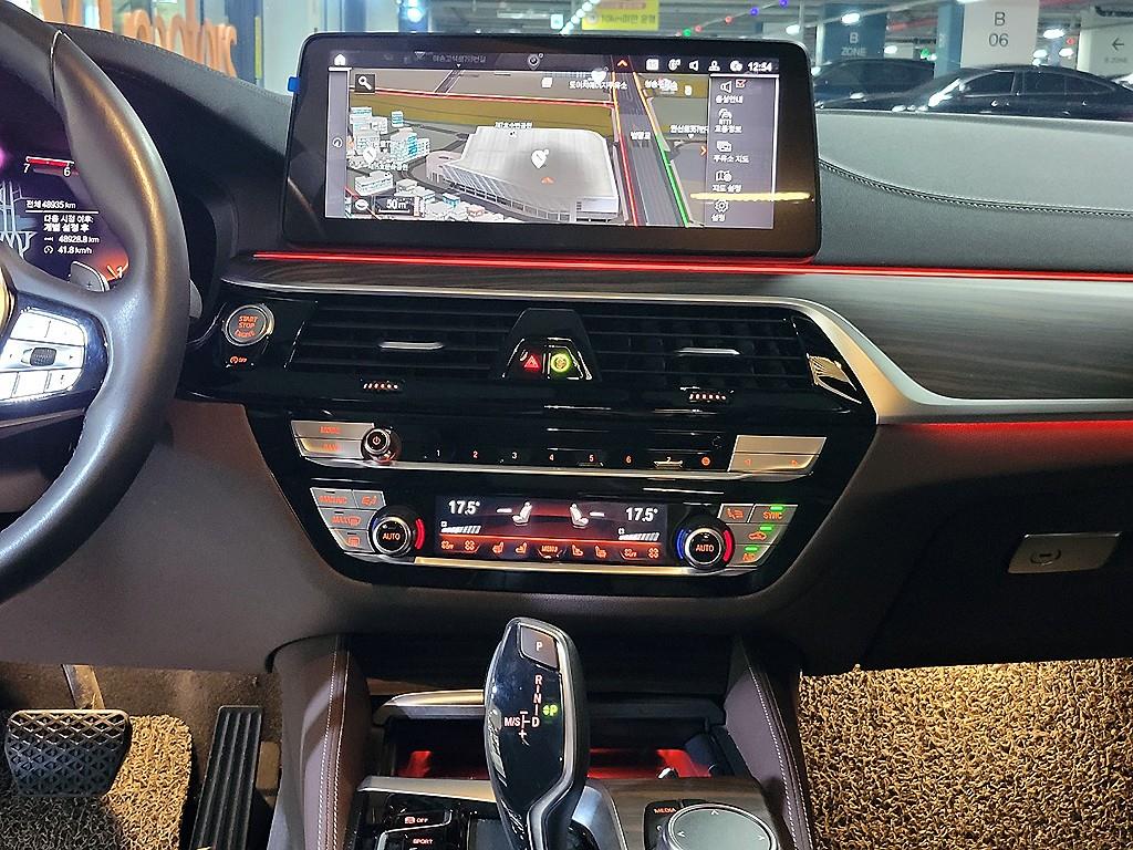 BMW 5 Series - Vista 11