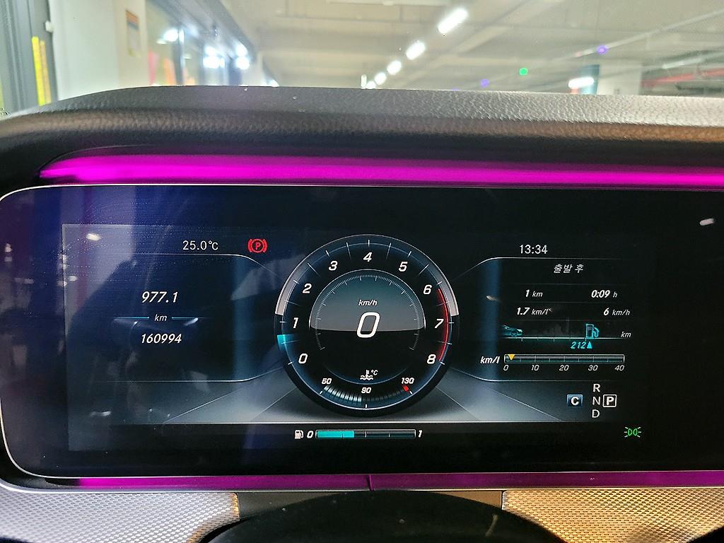 Mercedes Benz E class - Vista 10