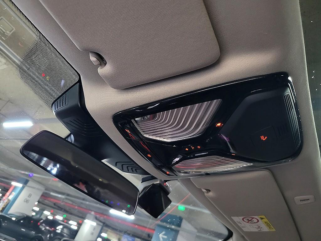 BMW 5 Series 2023 Negro - Importación desde Corea - HF Imports Iquique - Foto 16