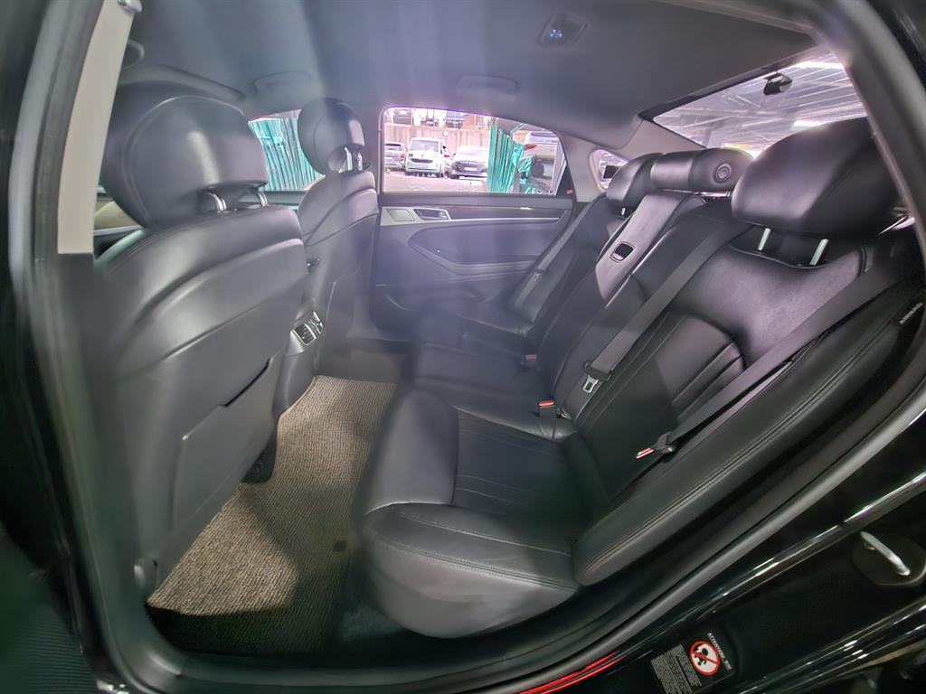 Genesis G80 - Vista 11