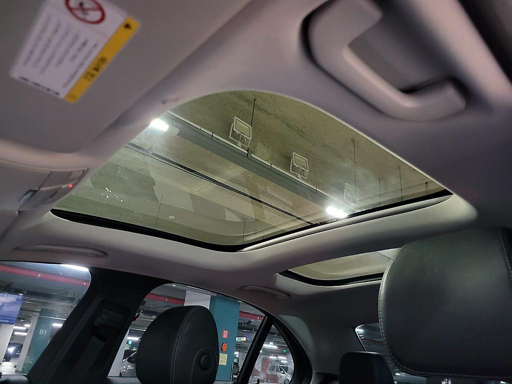 Mercedes Benz E class 2017 Negro - Importación desde Corea - HF Imports Iquique - Foto 15