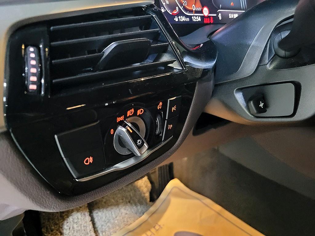 BMW 5 Series 2023 Negro - Importación desde Corea - HF Imports Iquique - Foto 14