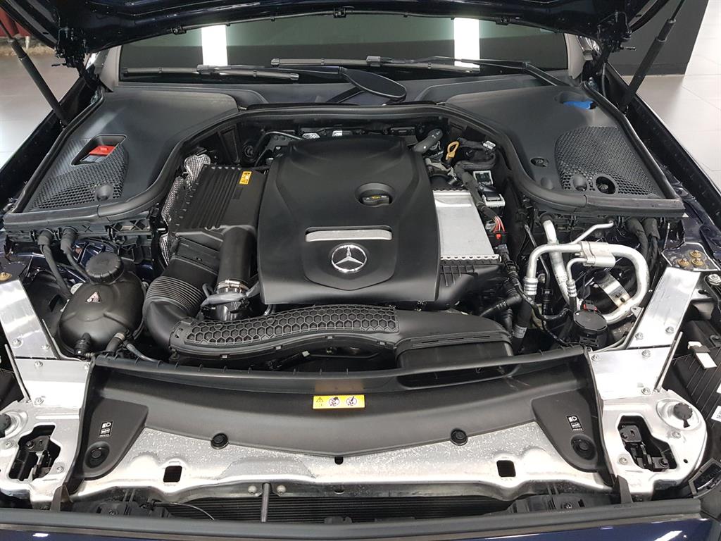 Mercedes Benz E class 2022 Azul - Importación desde Corea - HF Imports Iquique - Foto 15
