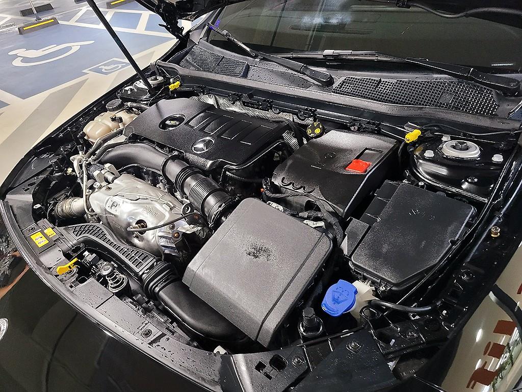 Mercedes Benz CLA Class 2023 Negro - Importación desde Corea - HF Imports Iquique - Foto 19