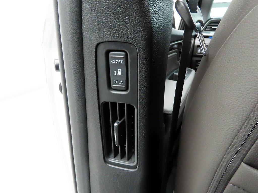 Honda Odyssey 2022 Blanco - Importación desde Corea - HF Imports Iquique - Foto 17