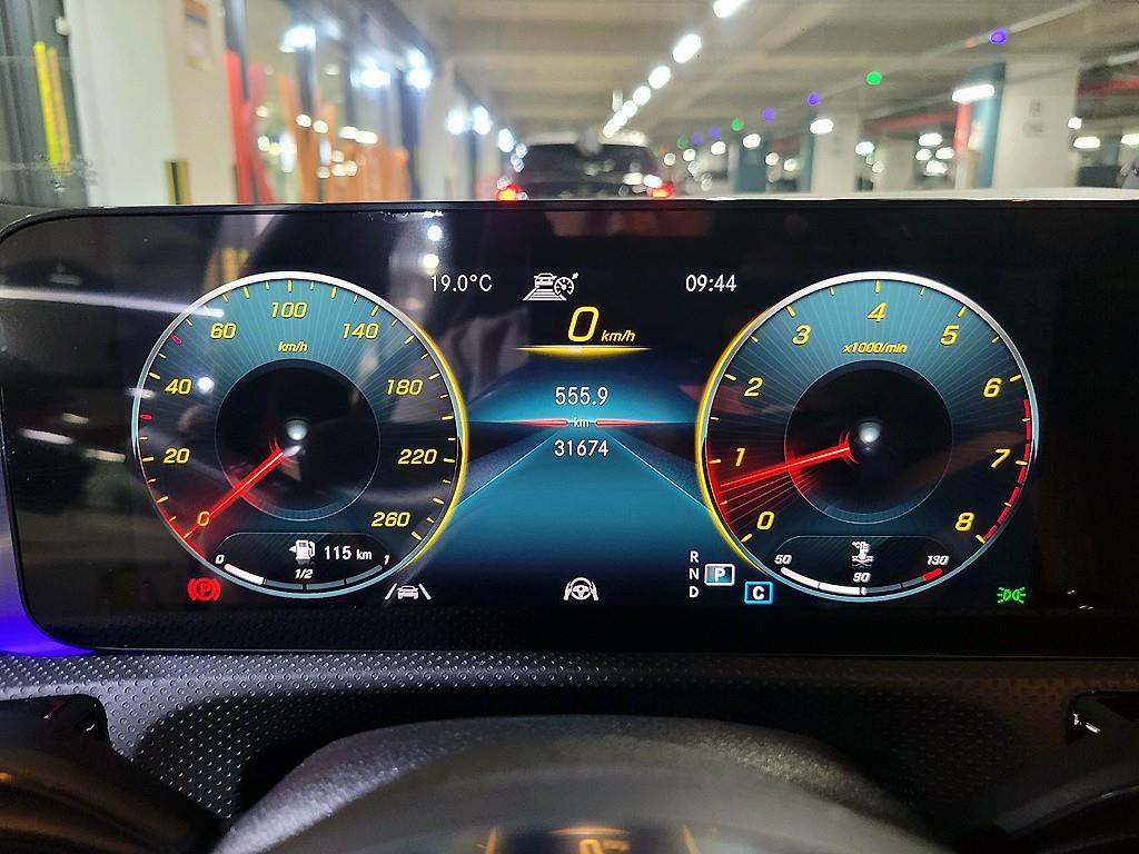 Mercedes Benz CLA Class - Vista 10