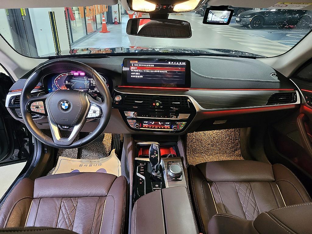 BMW 5 Series - Vista 6