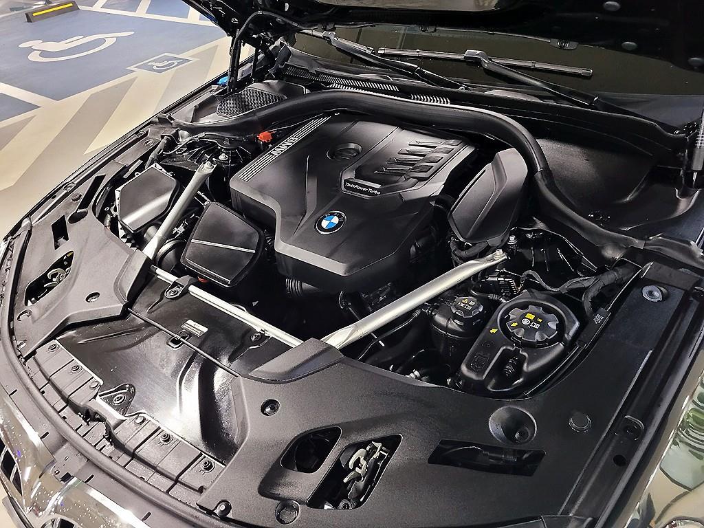 BMW 5 Series 2023 Negro - Importación desde Corea - HF Imports Iquique - Foto 19